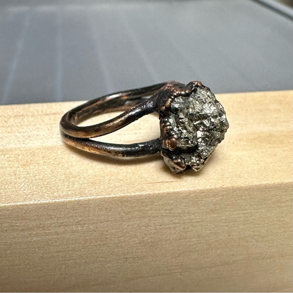 Copper hematite ring size 5 - Picture 3 of 7